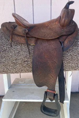 15.5” Brown Western Saddle